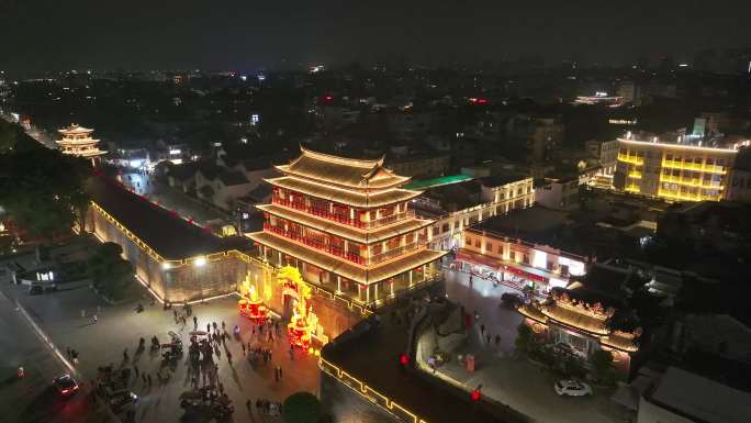 航拍广东潮洲汕头广济桥古城夜景