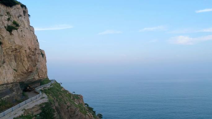 海岛山脉栈道日出青岛灵山岛