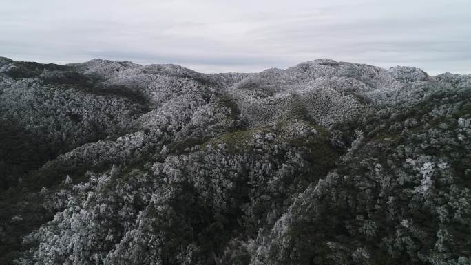 信宜钱排风车山冰挂航拍