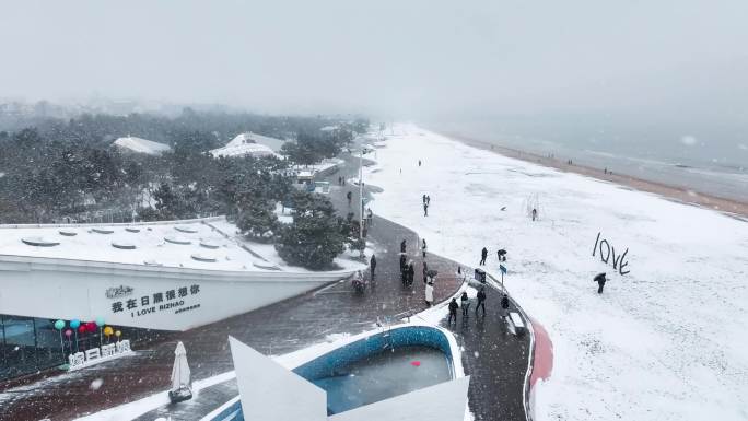 山东日照浪漫海边雪景航拍4K视频-12