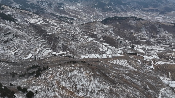 济南三媳妇山雪景