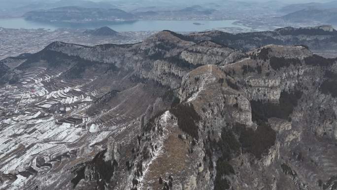 济南三媳妇山雪景