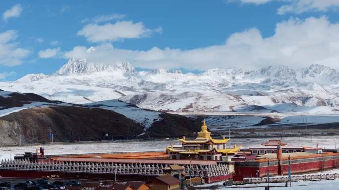 川西塔公草原，雪景雪山贡嘎航拍