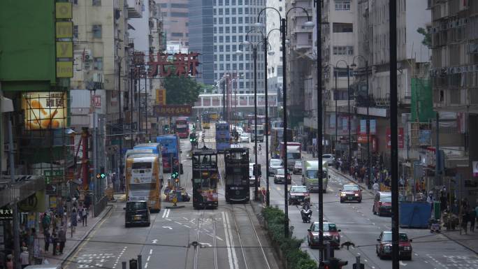 香港英皇道车流叮叮车街景