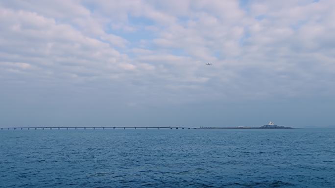V1-0236海上游轮海面海水港珠澳大桥