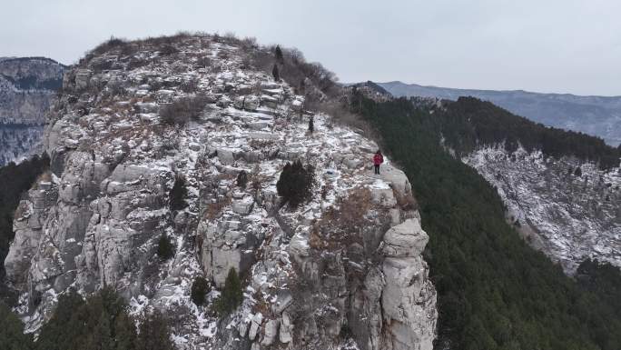 济南三媳妇山雪景