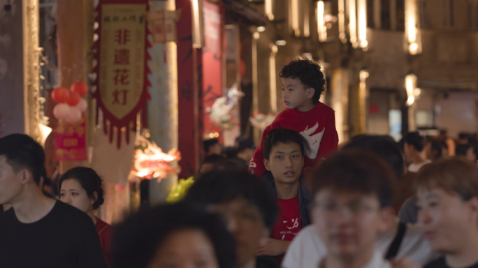 揭阳古城春节人流揭阳过年气息