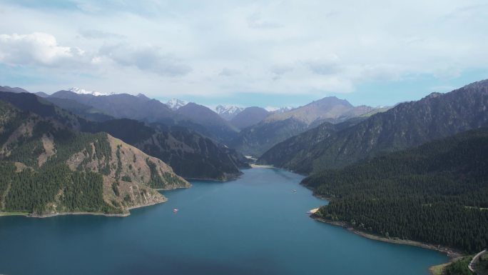 航拍新疆旅游天山天池自然风景