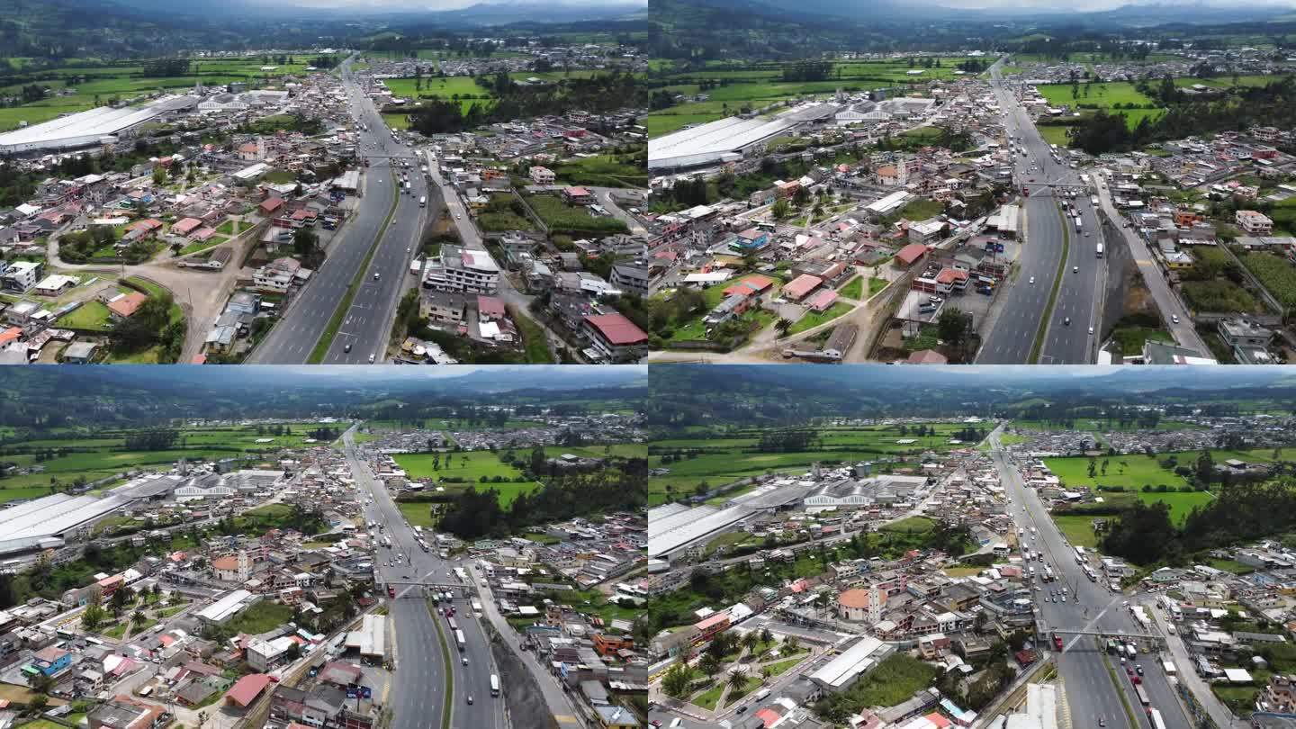 坦比洛教区鸟瞰图:皮琴查省Mejía州的泛美南E35。