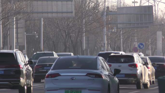 市井气息生活气息老街城市清晨市井骑车街景