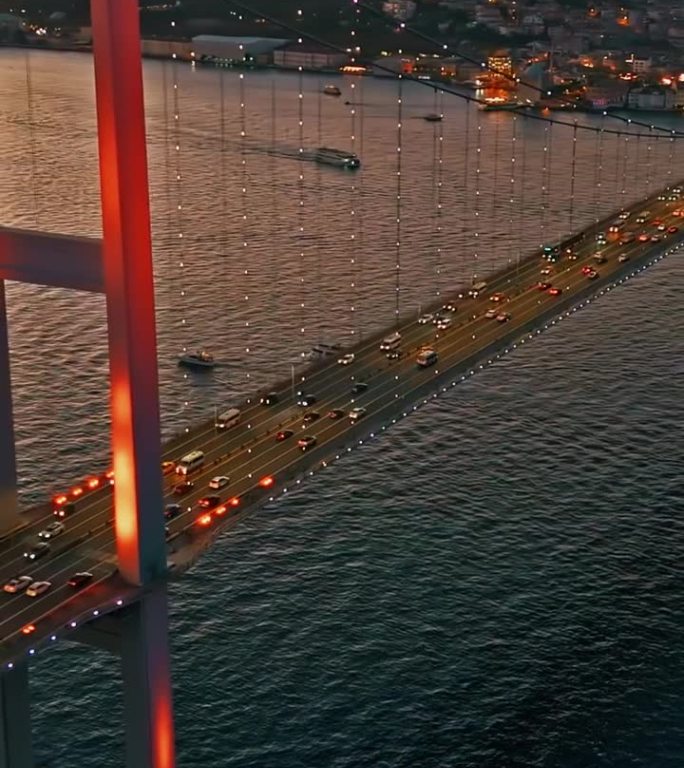 7月15日烈士桥和迷人的博斯普鲁斯海峡黄金时刻的空中奥德赛，#TemmuzŞehitlerKöprü
