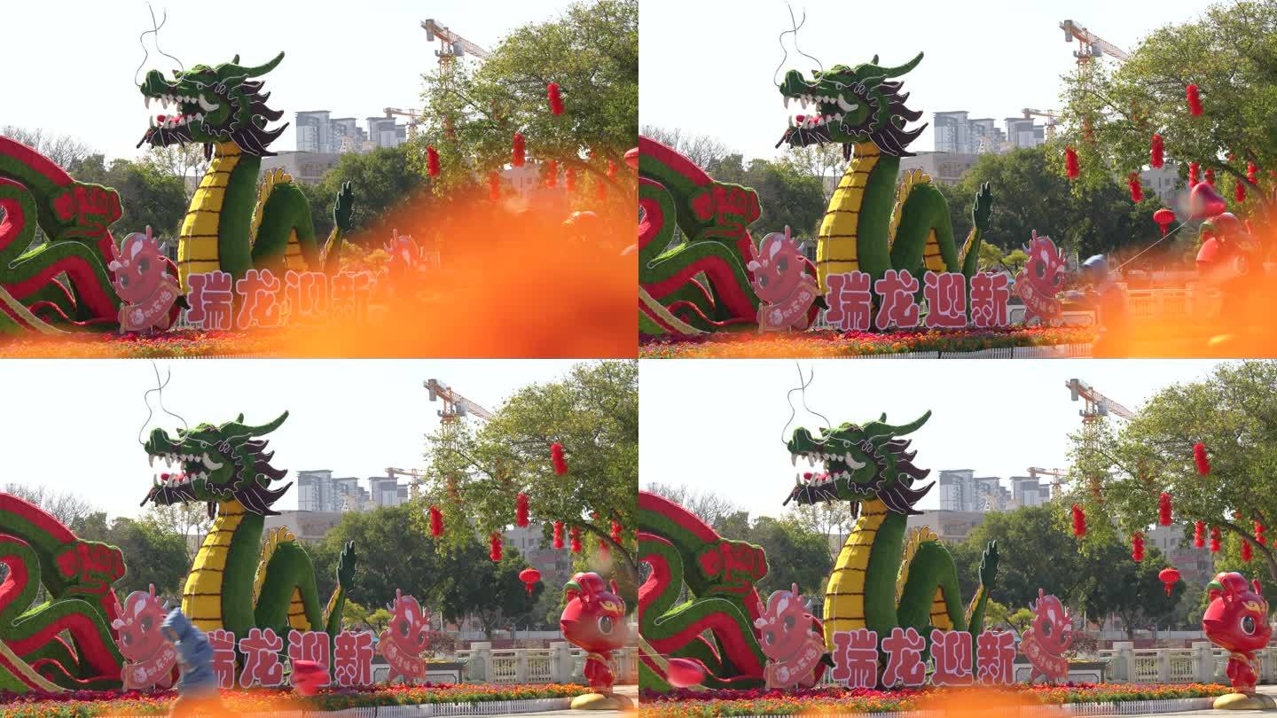 龙年传统文化春节味新素材实拍过街道装饰