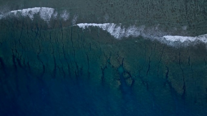 留尼旺岛，无人机拍摄的珊瑚礁图案