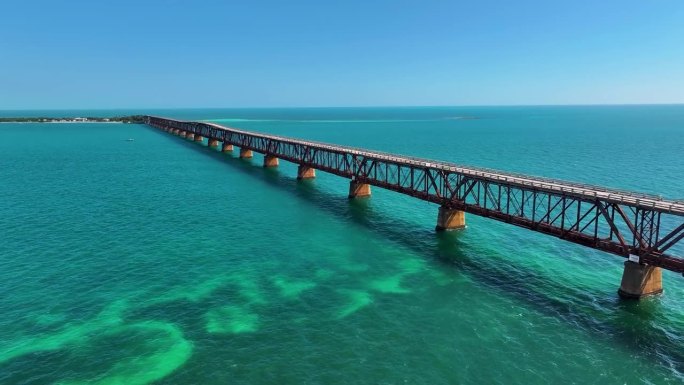 佛罗里达群岛桥梁-巴伊亚本田