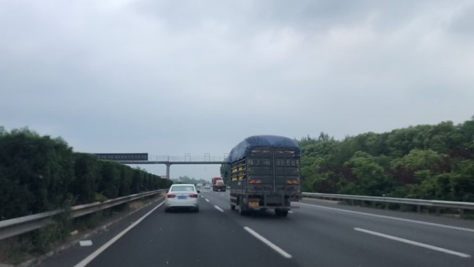 原创延时 开车视角 高速公路 飙车