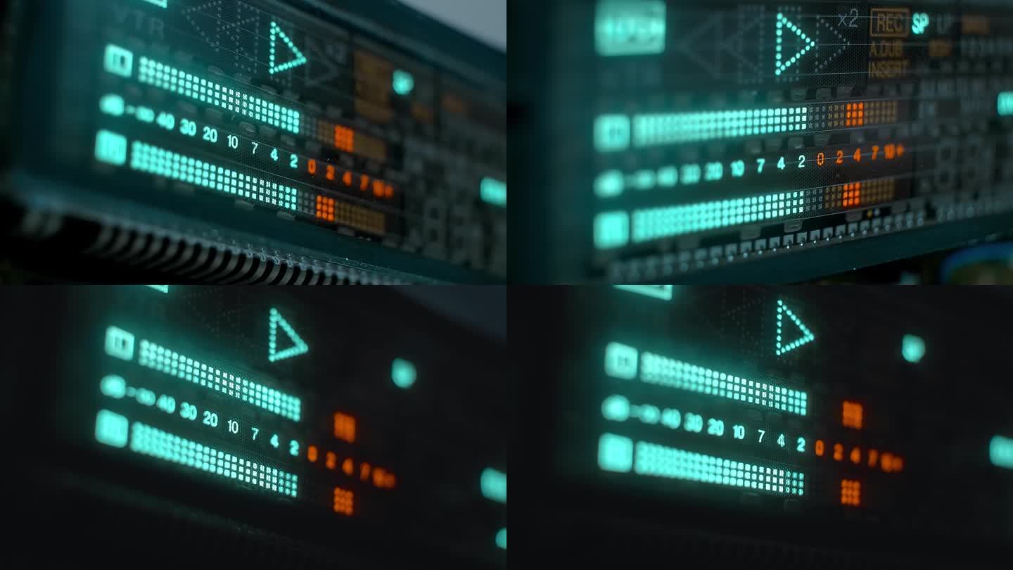 专业录音机的音乐电平指示灯亮蓝色