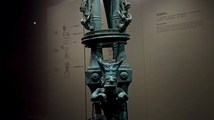 三星堆博物馆川蜀文化青铜器陶器