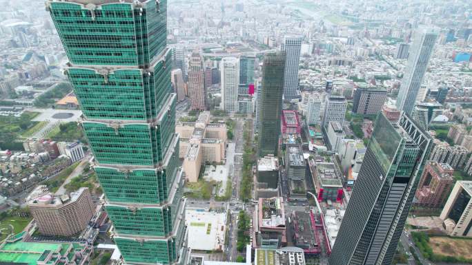 台湾地标台北101大楼繁华商圈航拍