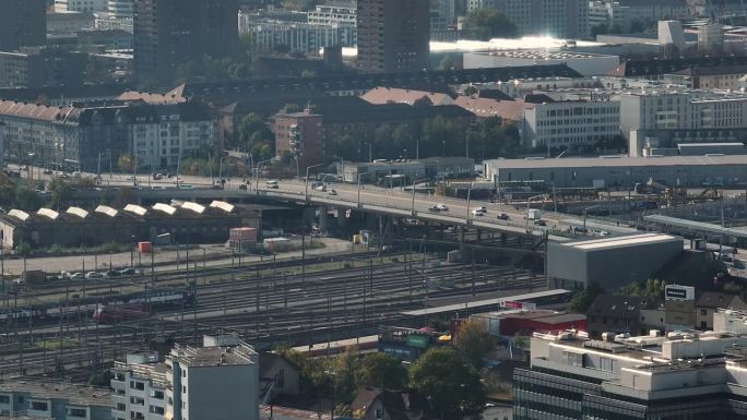 晴朗的一天苏黎世市中心交通铁路桥梁道路航拍全景4k瑞士