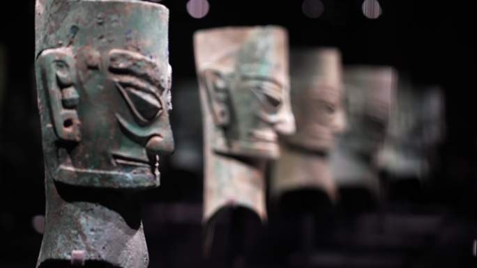 四川三星堆博物馆商代川蜀文化青铜面具