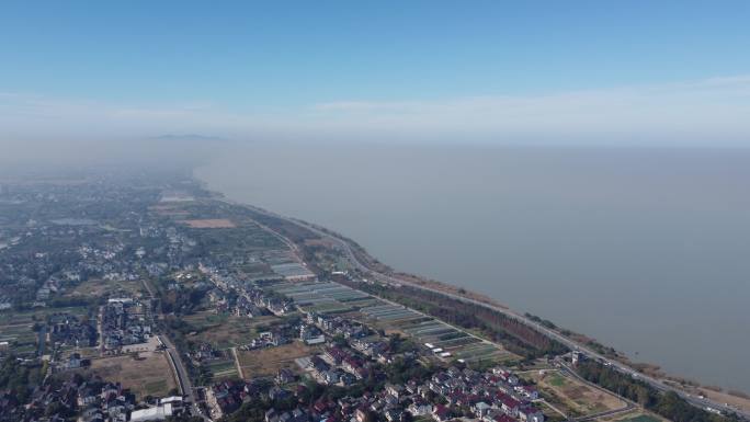 湖州义皋村沿太湖航拍风景接壤天际