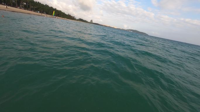 穿越机航拍4K海南三亚大海沙滩海边风景