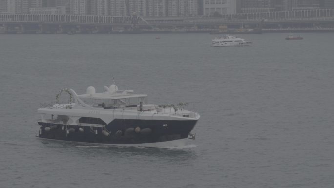 香港维多利亚港游轮人群