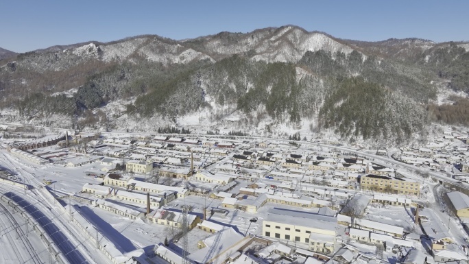 原创冬季横道河子铁轨空景雪景航拍