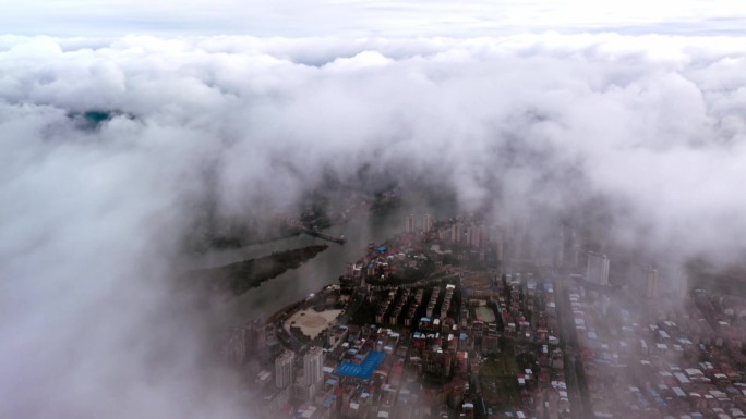 高空航拍云海