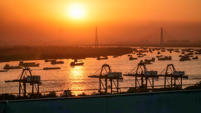 武汉阳逻港 长江港口码头 夕阳码头延时