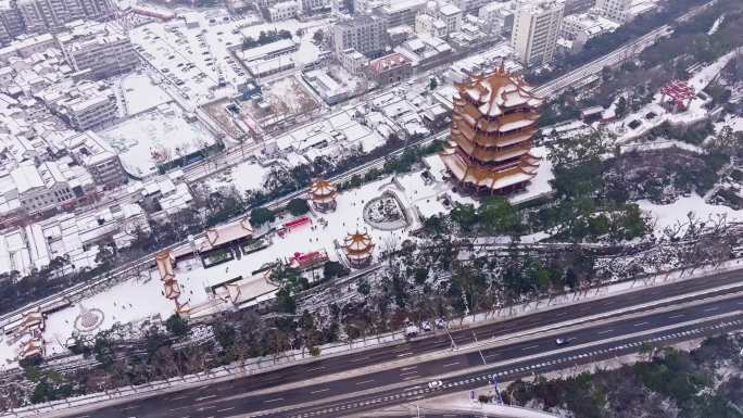 大雪下的武汉黄鹤楼