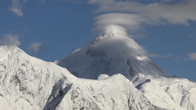 雪山高原冰川