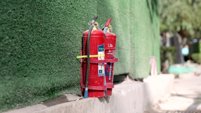 灭火器:灭火水带箱:消防设备:消防服装