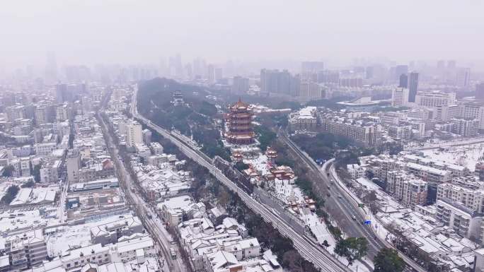 大雪下的武汉黄鹤楼