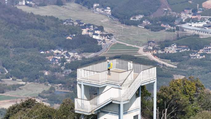 杭州 山顶 长了林场 爬山 露营