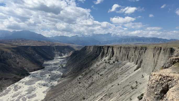 安集海大峡谷