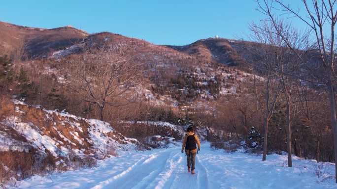 冬季爬山