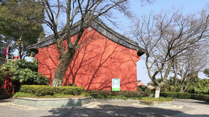 唯美红墙古建筑风光