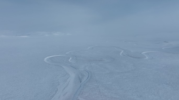 冬季的莫日格勒河草原雪景