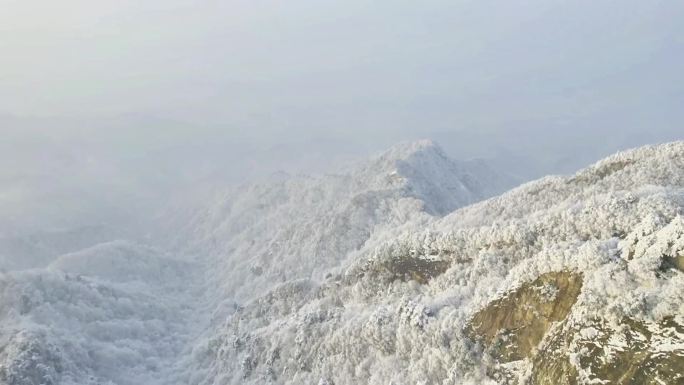 秦岭南五台灵应台冬季雪景雪松航拍32