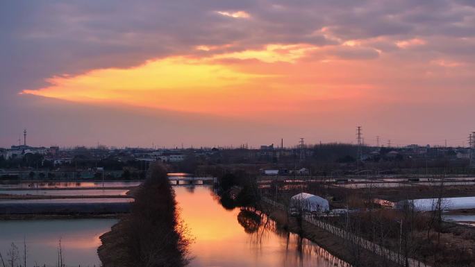 航拍乡村振兴龙型丁达尔光效河流鸟群夕阳