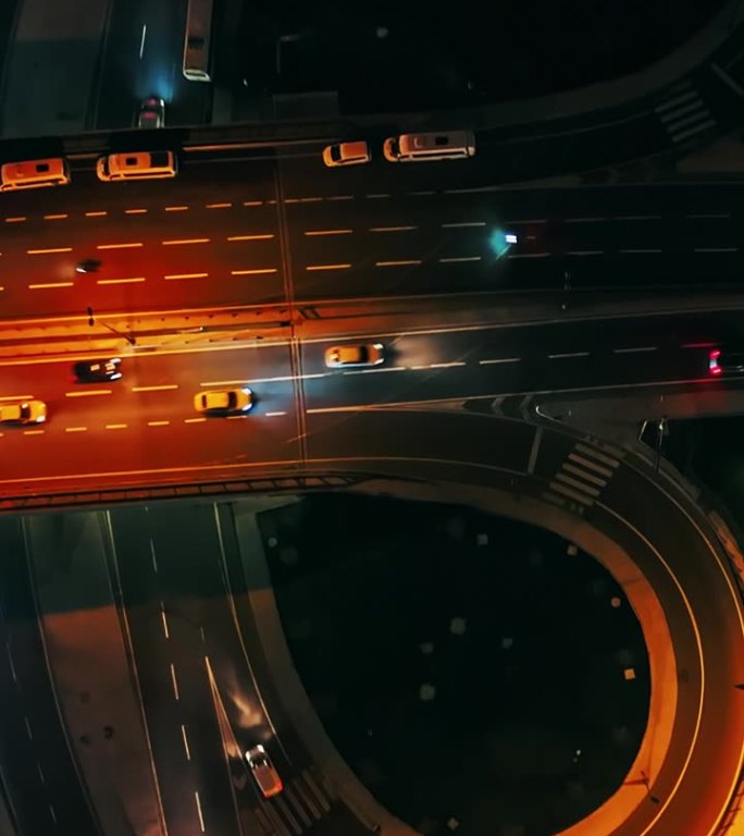 航拍伊斯坦布尔夜晚魅力的十字路口航拍图#Istanbul nightlife #DronePersp
