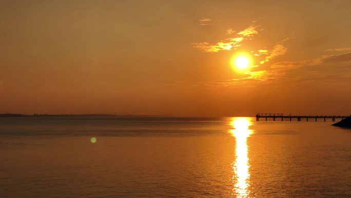 浙江嘉兴海宁观潮园落日