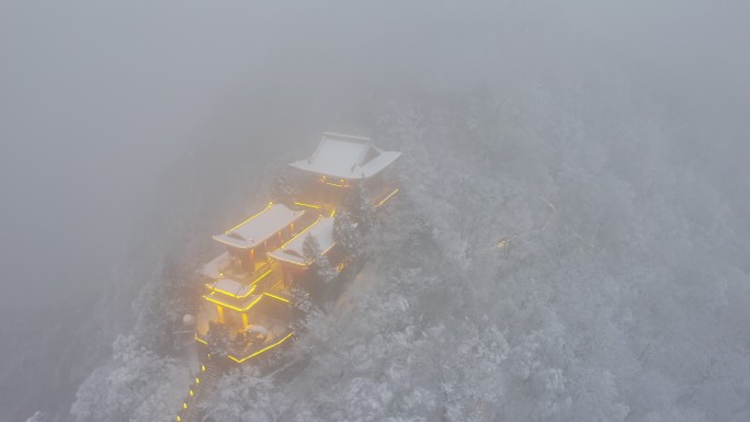 秦岭南五台灵应台冬季雪景雪松航拍13