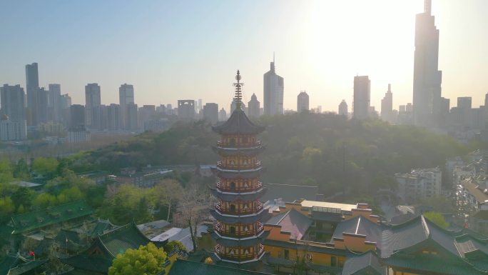 南京市玄武区古鸡鸣寺风景航拍