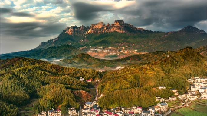 江西上饶灵山景区光影延时航拍宏伟大山