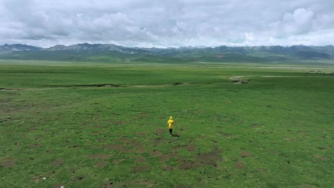 祁连山草原航拍