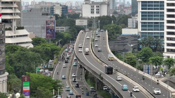 白天雅加达市区交通街道道路立交桥近距离鸟瞰全景4k印尼