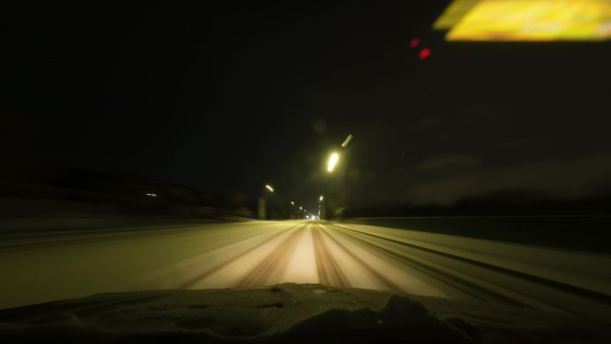 冬季雪后道路驾驶视频