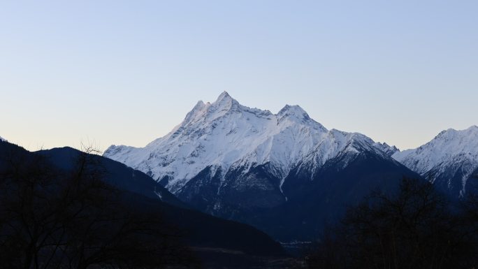 雪山-日出延时